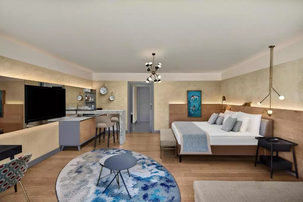 فضای داخلی اتاق هتل آکرا تی یو آی بلو سنسیتوری